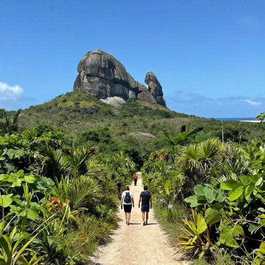 As Melhores Trilhas para Explorar no Cabo de Santo Agostinho